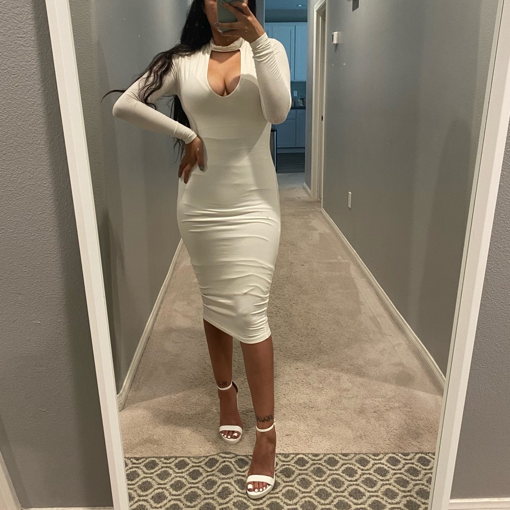 Off White long sleeve dress